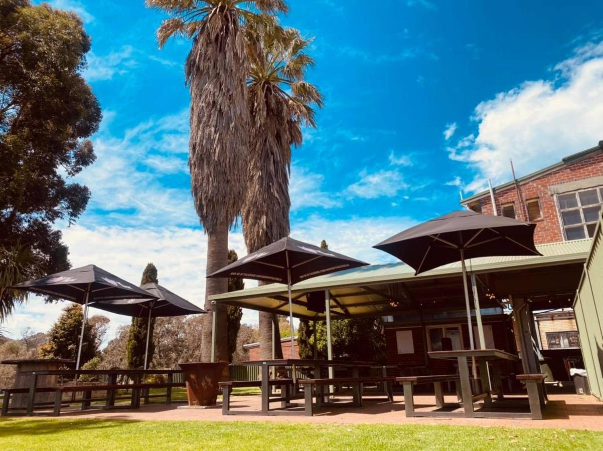 Donnybrook Hotel Wa المظهر الخارجي الصورة